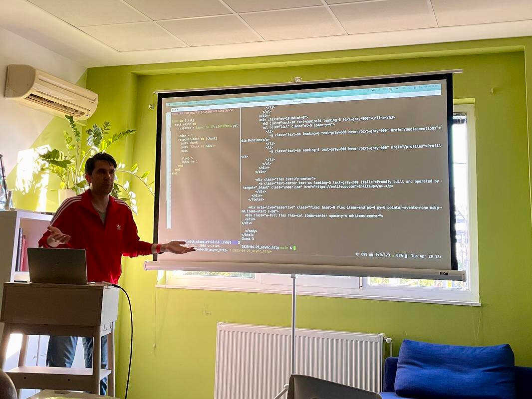 RubyZG April meetup @ Kodius - photo_007.jpg